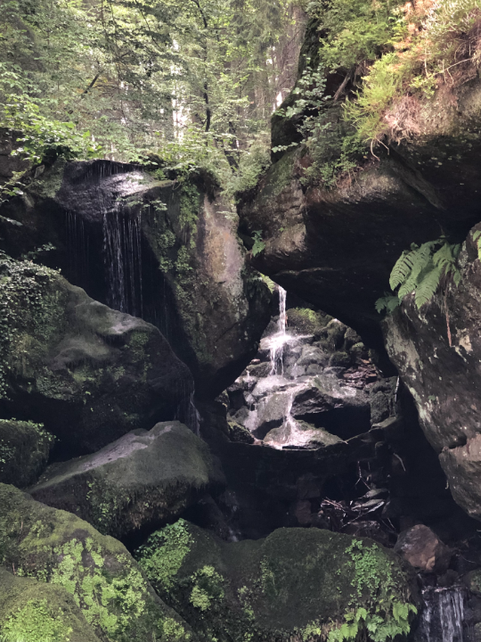 Der sagenumwogene Lichtensteiner Wasserfall